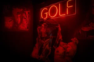 Putt Above